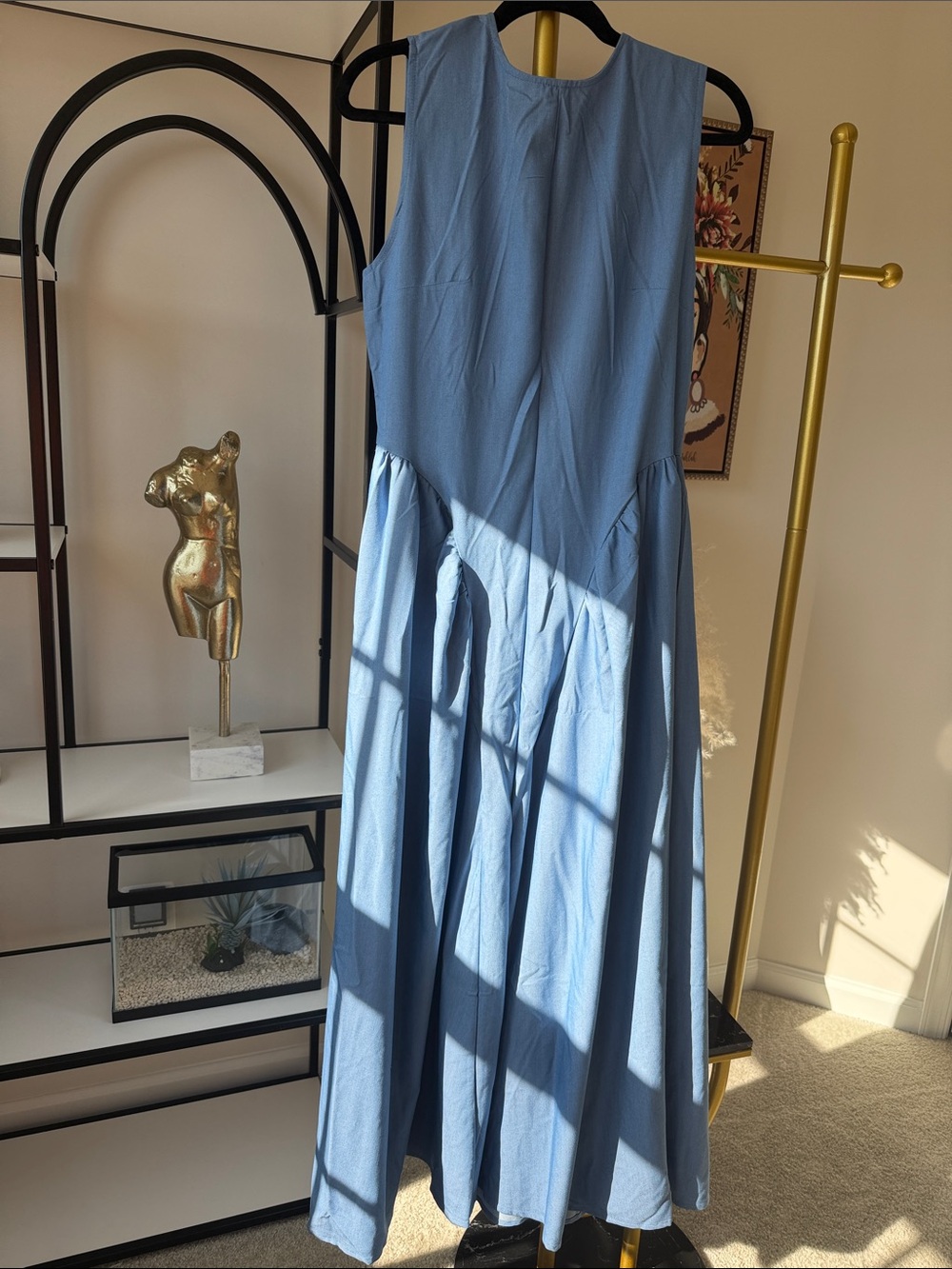 Sleeveless Light Blue Maxi Dress with Flowing Skirt